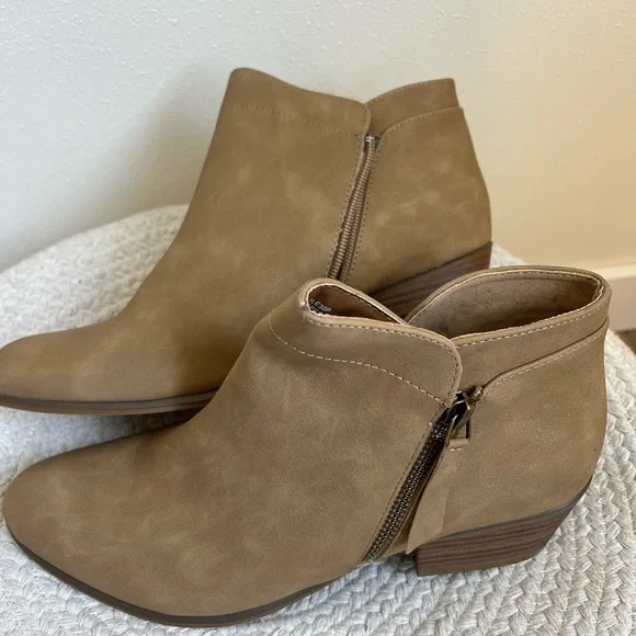 Womens Brown Union Bay Booties Size 10 NWT - Picture 5 of 5